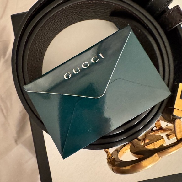 Gucci GG Reversible Belt. Black/Brown. Worn about 4 times. Polish recommended - Picture 5 of 7